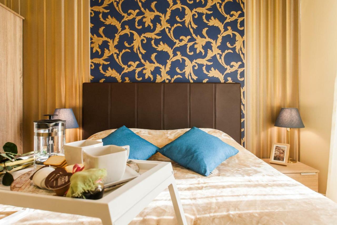 Private Central View Rooms In Apartment Near To Acropolis Metro Station Athene Buitenkant foto
