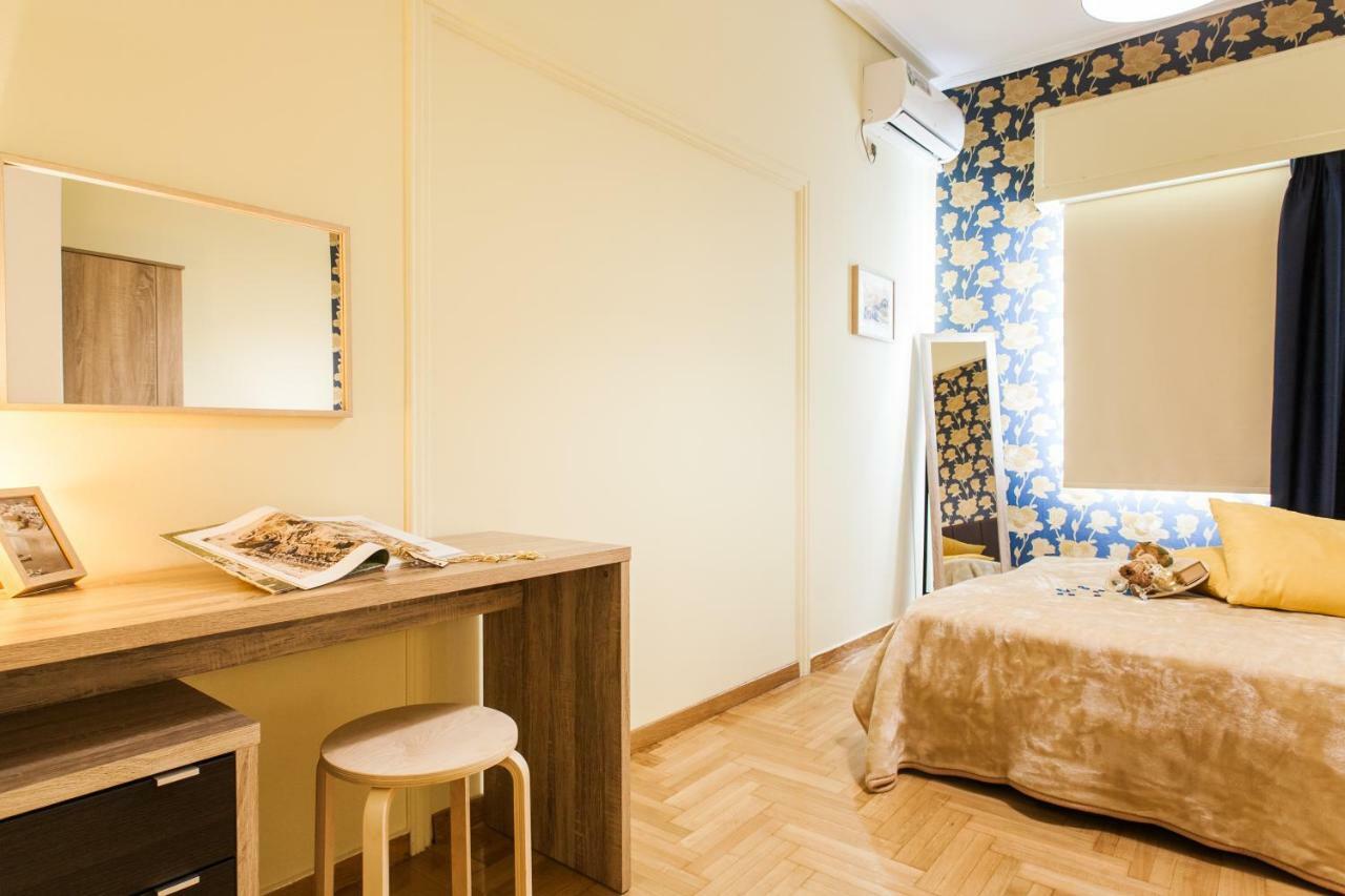 Private Central View Rooms In Apartment Near To Acropolis Metro Station Athene Buitenkant foto