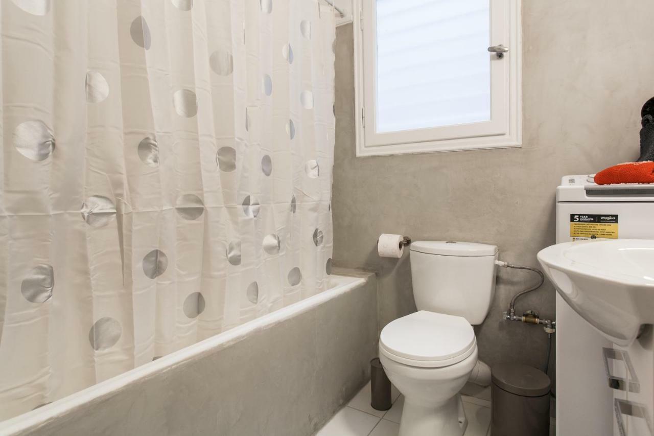 Private Central View Rooms In Apartment Near To Acropolis Metro Station Athene Buitenkant foto